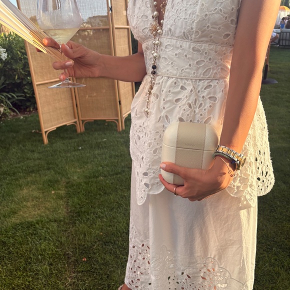 Meet your Posher, Ava - Picture 2 of 2